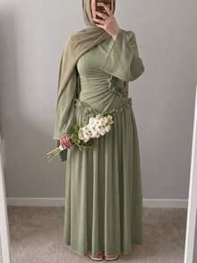 Solavon Women's Elegant Solid Color Ruffle Long Dress - Green - View 1