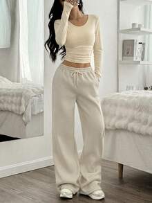 SHEIN EZwear 杏色女士休闲百褶短款上衣和阔腿抽绳腰裤套装 - 杏色 - 查看 3