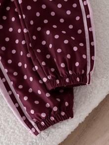 SHEIN Elladie kids 2件組女童春秋新款防風布料酒紅波點休閒時尚蝴蝶結緞帶裝飾立領前開拉鍊上衣與休閒長褲可愛甜美套裝 - 酒紅色 - 查看 4