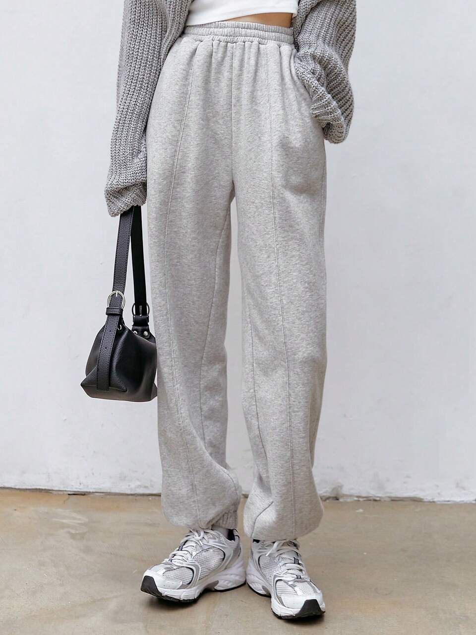 Women's Cotton Elastic Waist Grey Solid Color Loose Straight Leg Wide Leg Casual Sweatpants Fall Business Casual Woman