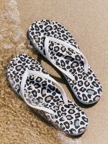 White leopard print