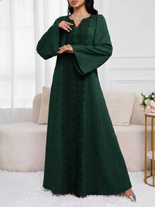 Al Najma 女款對比蕾絲長袖鏤空V領優雅綠色阿拉伯風洋裝 - 墨綠色 - 查看 3