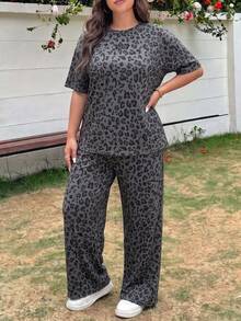 SHEIN EZwear 豹紋女款大尺碼圓領T恤與長褲休閒兩件套，灰色，適合度假與辦公，夏季穿著 - 深灰色 - 查看 5