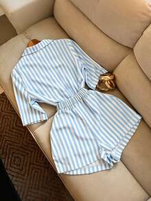 SHEIN Franclia 休閒度假通勤寬鬆條紋襯衫與鬆緊腰寬鬆短褲2件套 - 藍色 - 查看 2