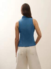 Nöista Sleeveless Top With Buttons And Front Opening - Dusty Blue - View 2
