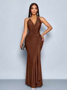 SOLERSUN V-Neck Halter-Neck Strappy Backless Fishtail Maxi Dress With Metal Buckle Embellishments And Flowing Wedding Dinner Coffee Brown Summer Elegant - Brown - View 3