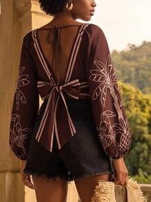 CAJUNI Blus Pendek Wanita Seksi Motif Burung, Leher V Dalam, Lengan Lentera, Cocok untuk Liburan - Coklat - View 1