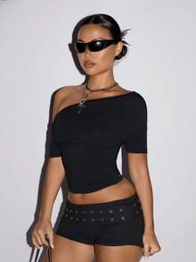 SHEIN ICON 女款 Y2K 黑色萬聖節龐克短袖時尚性感 T 恤，背面飾有水鑽鏈條設計 - 黑色 - 查看 6