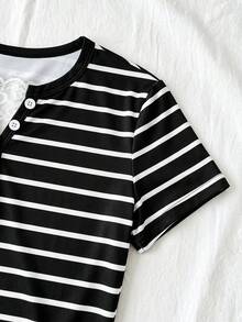 SHEIN 青少年女孩修身休閒簡約舒適圓領半鈕扣棕色與粉色條紋短袖T恤 - 黑色 - 查看 6