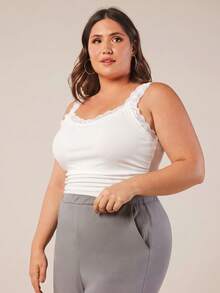 SHEIN BASICS Casual Basic Style Narrow Neck Lace Trim Ribbed Women's Plus Size Regular Vest, White, Sleeveless, Ribbed Texture, Side Pleats. - White - View 6