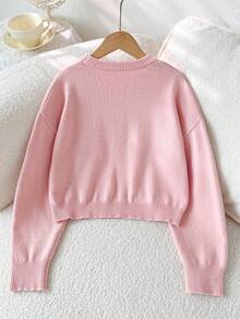 SHEIN 2026秋冬新款 8-12歲女童淺粉色圓領短版針織毛衣，奶油白3D粗繩蝴蝶結刺繡裝飾，落肩寬鬆長袖套頭衫，柔軟甜美內搭上衣，適合上學、出遊、拍照，春秋穿著 - 粉色 - 查看 2