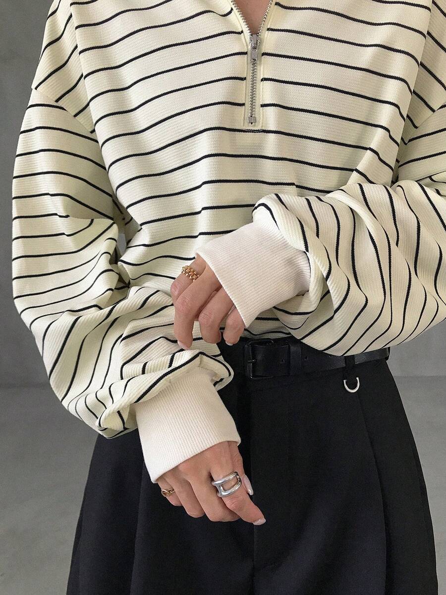 FRIFUL Kaos Wanita Model Korea Terbaru untuk Awal Musim Gugur, Motif Garis-garis, Kain Bergaris, dan Dekorasi Resleting Logam - Aprikot - View 1