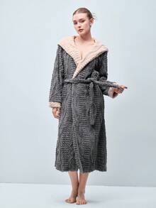 Softvol Lazeform 女士撞色连帽长袖抓绒腰带睡袍，秋冬舒适保暖，蓬松柔软 - 霧霾藍 - 查看 1