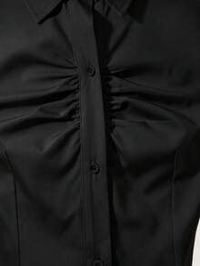 SHEIN 青少年女孩純白色領口長袖襯衫，前襟抓褶設計，收腰修身版型，圓弧下擺單排鈕扣上衣，休閒通勤校園風，春夏百搭正式上衣 - 黑色 - 查看 6