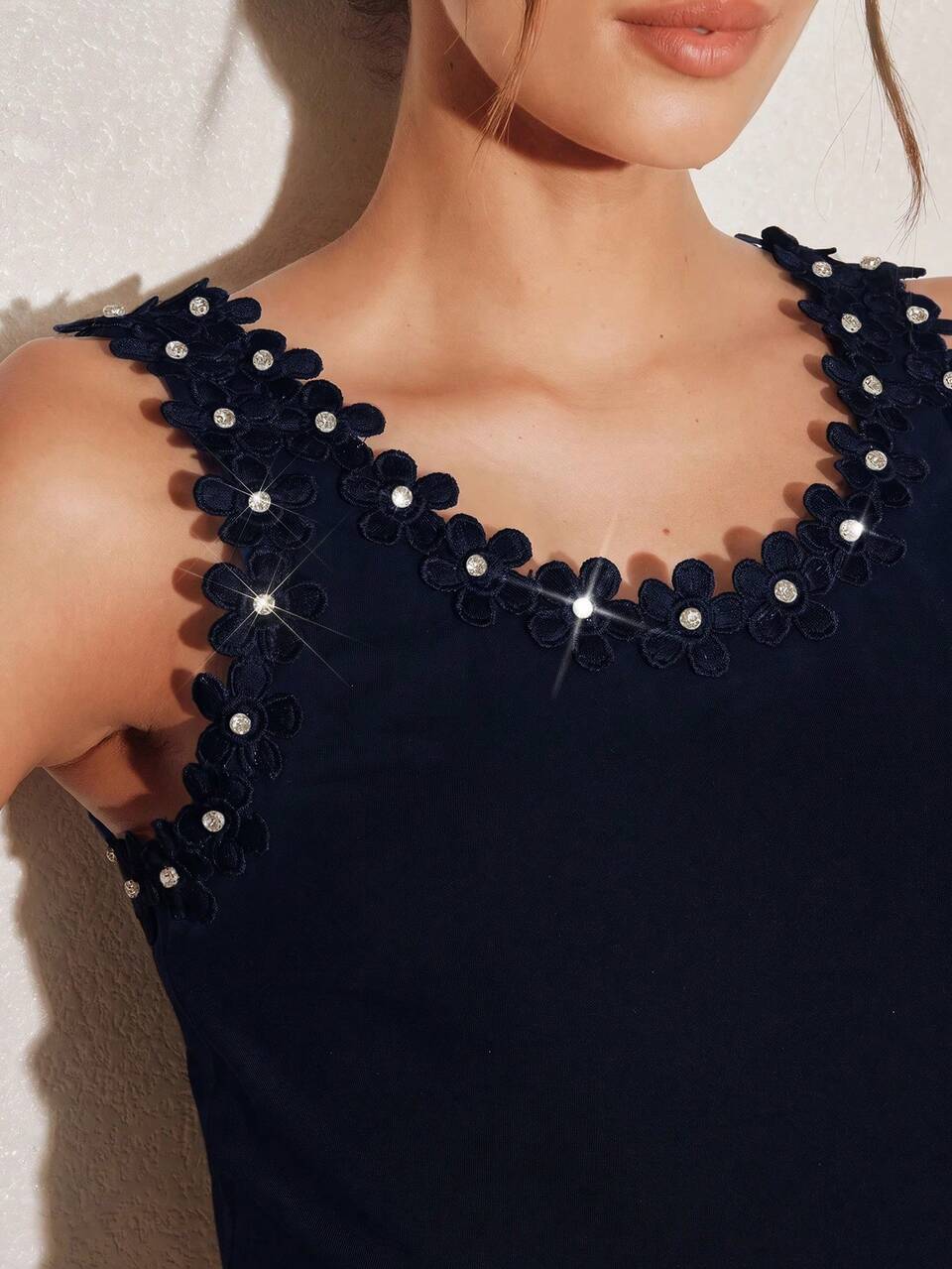 Women's Summer New Round Neck Contrast Color Black Fitted Short Tank Top With 3D Lace Trim, High Elastic Cotton, Black Top, Going Out Tops For Women, Office Wear For Women