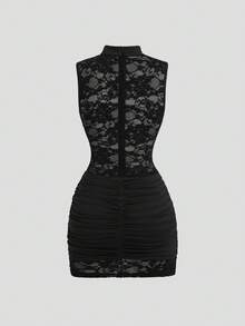 Sweetra Gaun Mini Bodycon Seksi Transparan untuk Pesta Liburan dengan Belahan Pendek dan Patchwork Renda - Hitam - View 2