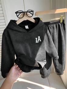 SHEIN 2件組兒童小男孩秋冬休閒長袖連帽衛衣與慢跑褲運動套裝 - 彩色 - 查看 8