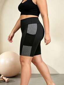 SHEIN Unity Women's Plus Size Colorblock Patchwork Sports Shorts With Pockets - Black - View 3