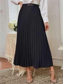 Modelyn Elegant Metal Buckle Decor Pleated Skirt Fall - Black - View 1