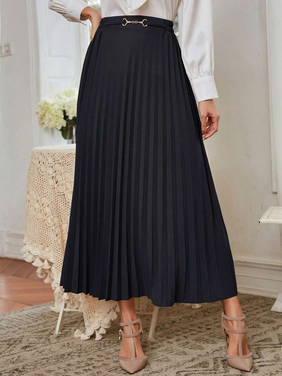 Modelyn Elegant Metal Buckle Decor Pleated Skirt Fall - Black - View 1