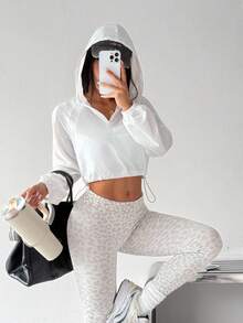 Dewbera Dewbera Solid Color Drawstring Hem Cropped Hooded Sweatshirt - White - View 5