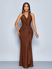 SOLERSUN V-Neck Halter-Neck Strappy Backless Fishtail Maxi Dress With Metal Buckle Embellishments And Flowing Wedding Dinner Coffee Brown Summer Elegant - Brown - View 5