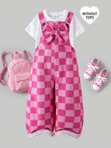 SHEIN Genkimix Kids 幼女時尚百搭牛仔吊帶褲，適合幼兒，春夏秋冬四季穿著，粉色格紋蝴蝶結設計，增添可愛氛圍，胸前大蝴蝶結設計，寬鬆直筒褲管，柔軟舒適面料，適合日常外出與上學通勤 - 粉色 - 查看 11