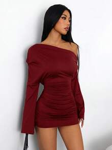SHEIN PETITE 女款時尚性感純色不對稱領口迷你洋裝 - 紅色 - 查看 8