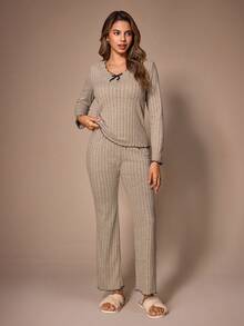Lazeform European & American Autumn/Winter New Ribbed Fleece Pajama Set For Women, Black Trim Ruffle Casual Loungewear Long Pants & Long Sleeve 2 Pieces Set - Khaki - View 4
