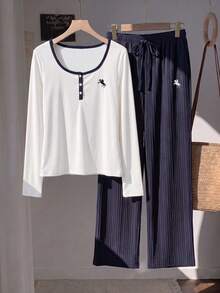 SHEIN EZwear 大尺碼女款馬術印花長袖上衣與長褲休閒日常兩件套 秋季 - 藍白色 - 查看 3