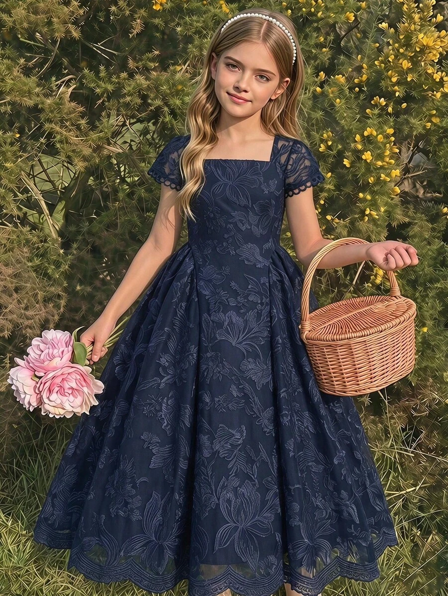 SHEIN Girls' Navy Blue Chiffon Cut-Out 3D Floral Pattern Dress, Elegant Elegant Long Dress With Side Design, Fashionable Spring/Summer Dress For Vacation, Graduation, Back To School, Wedding Season, Formal Parties And Events - Navy Blue - View 1