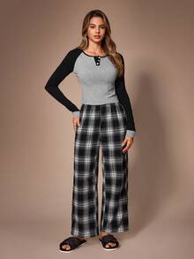 Lazeform Contrast Color Raglan Sleeve Henley Neck Pajama Set, Classic Plaid Home Wear 2 Pieces Set - Black - View 3