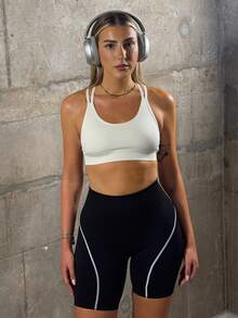 hollyjadebate 1pc Women's Ribbed Contrast Color Waistband Basic Running, Fitness, Exercise, Cycling Sports Shorts Workout Weight Loss - Black and White - View 3