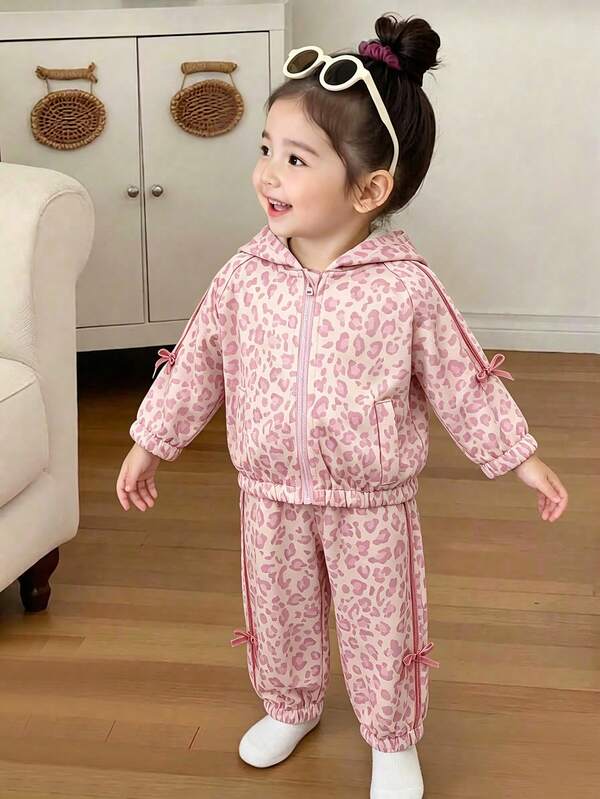 SHEIN 2pcs/Set Baby Girl Pink Leopard Print Hooded Jacket And Matching Long Pants With Side Ribbon Bow, Fashionable Versatile Casual Sweet Outdoor Sports Autumn/Winter Outfit