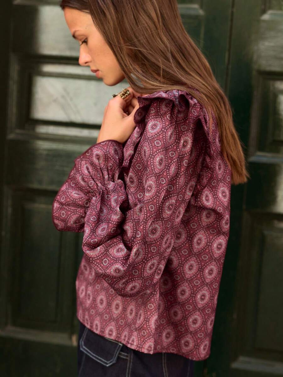 Nöista Red Retro-Print Top, Straight Cut Ruffled, Sweetness. Soft Delicate,Fall/Winter,Elegant,Going Out,Commuting, Versatile Stylish Piece, Top Choice.. - Red - View 1