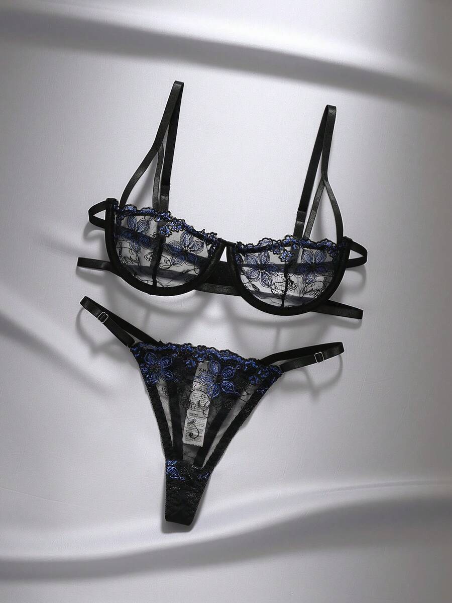 EmpressEnvy 2pcs/Set Romantic Embroidery Women's Lingerie Sexy Bra And Thong Panty Set - Black - View 1