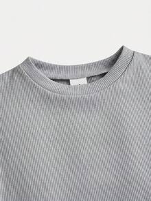 SHEIN 少女夏季可愛休閒灰色裙裝套裝：短袖短版上衣與百褶迷你裙，夏季 - 灰色 - 查看 7
