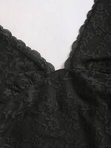 Sweetra Petite 女款紅色無袖V領蕾絲拼接性感迷你洋裝 - 黑色 - 查看 3