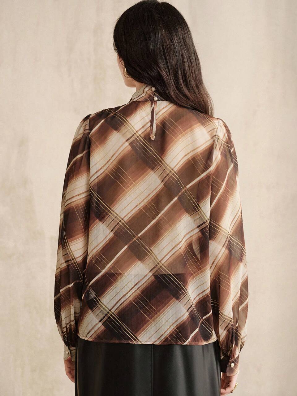 Women's Chiffon Plaid Blouse With Bow Tie, Spring/Autumn Commuter Style