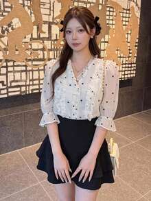 Bijouette 女款波點圖案喇叭袖荷葉邊時尚優雅襯衫，適合茶會、下午茶、夏季穿著 - 黑與白 - 查看 11