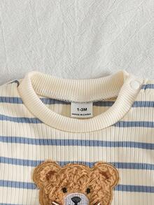 SHEIN Playful Pals 2件組新生男嬰運動衫＋長褲，可愛杏色卡其熊刺繡蝴蝶結條紋羅紋長袖圓領生日秋季Katseye慢跑套裝 - 藍白色 - 查看 7