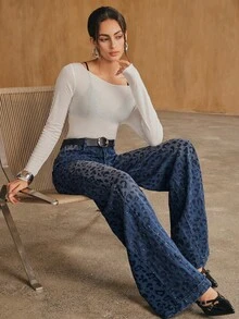 Anewsta Celana Jeans Lurus Motif Leopard dengan Hiasan Berlian Imitasi - Biru - View 6