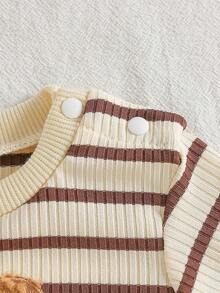 SHEIN Playful Pals 2件組新生兒男嬰衛衣長褲套裝，可愛杏色熊刺繡蝴蝶結條紋，長袖圓領，休閒戶外秋季舒適慢跑款，彈性腰頭 - 棕色 - 查看 7