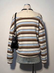 SHEIN EZwear 女款休閒露肩寬鬆條紋衛衣，秋冬女裝，2026秋冬，休閒、Y2K、通勤穿搭、基礎款、牛仔女孩風、復古、返校、外出、校園 - 彩色 - 查看 4