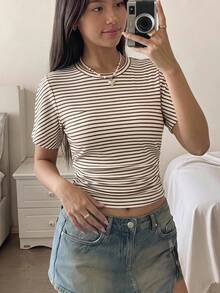 SHEIN Girlism Kids Teen Girls T-Shirts Spring/Summer Striped Knit Crew Neck Fitted Waist Short-Sleeved T-Shirt, Perfect For Graduation And Back-To-School Season - Coffee Brown - View 1