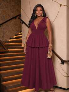 SHEIN LUNE Plus-Size Elegant Dress, V-Neck, Stretchy Waist, Multi-Layered Long Dress, Perfect For Parties And D - Burgundy - View 3