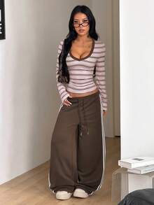 Coolane 女款秋季休閒外出極簡日常穿著可愛居家服套裝 V領粉色條紋修身T恤，度假穿搭 - 粉色 - 查看 7