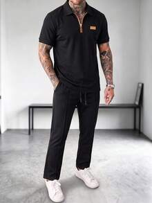 Manfinity CasualCool 男士字母印花丹寧短袖 Polo 衫與抽繩腰長褲休閒套裝 - 黑色 - 查看 1