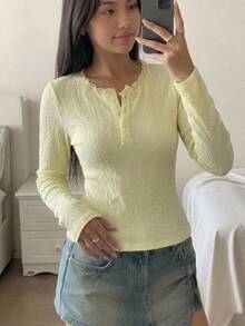 SHEIN Teen Girl American V-Neck Button Slim Fit Y2K Style Long Sleeve T-Shirt, Street Casual Style, Suitable For Casual Commute Versatile Back-To-School - Yellow - View 3