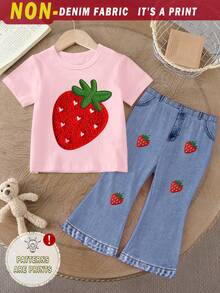 Pakaian Bayi Perempuan Musim Semi dan Musim Panas, Busana Kasual Modis Kreatif Personalisasi Motif Buah Stroberi Kecil Musim Panas Segar, Set Kaos Pendek dan Celana Panjang Model Flare, Gaya Musim Panas dan Gugur yang Nyaman, Cocok untuk Pakaian Bayi Perempuan di Musim Semi, Musim Panas, dan Musim Gugur. - MultiWarna - View 4
